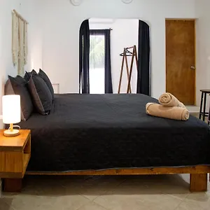 Sonido Del Mar Boutique & Yoga Loft Apartment Tulum